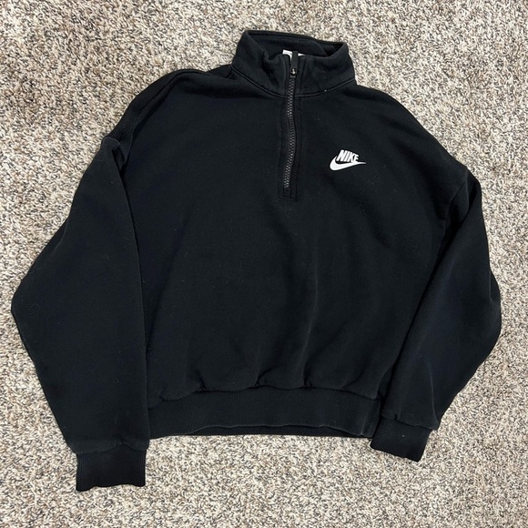 Nike Tops - Nike Youth medium cropped black zip in good preowned used condition adult XS